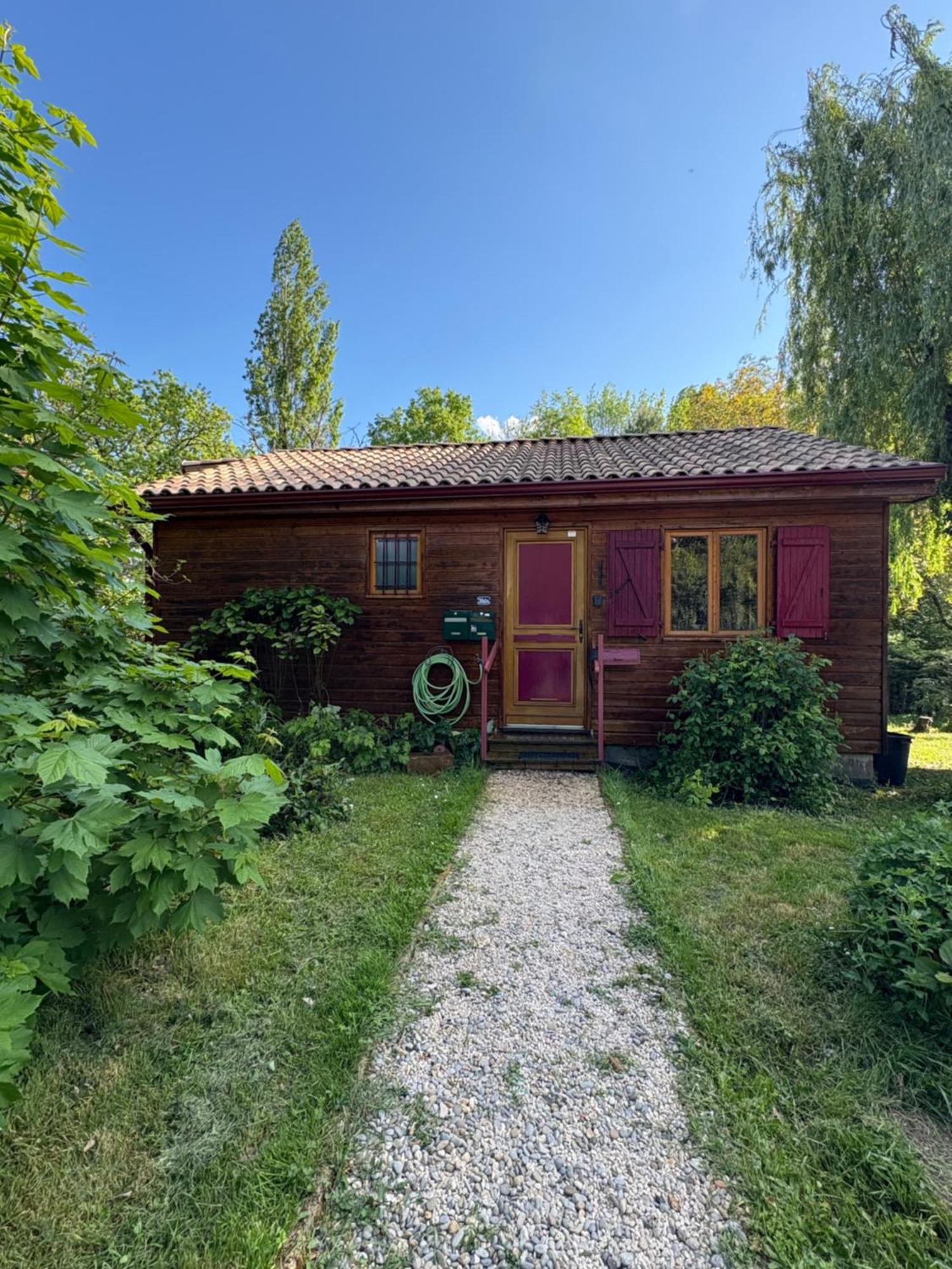 Вилла Chez Mamie Л'Иль-Журден Экстерьер фото